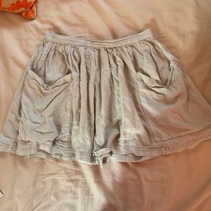 urban outfitters flowy khaki sirt